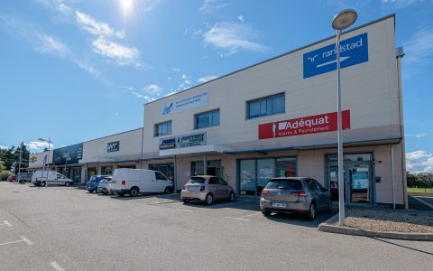 Location | Local commercial avec parking | Salon de Provence | MDT3